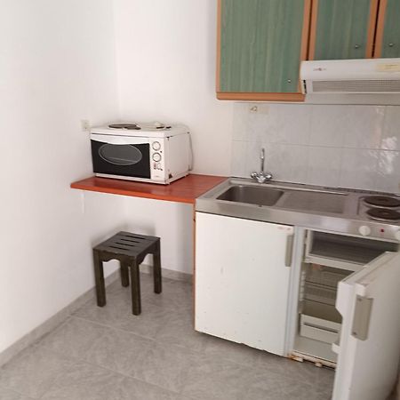 Sailors Apartments Perigiali นีดรี ภายนอก รูปภาพ