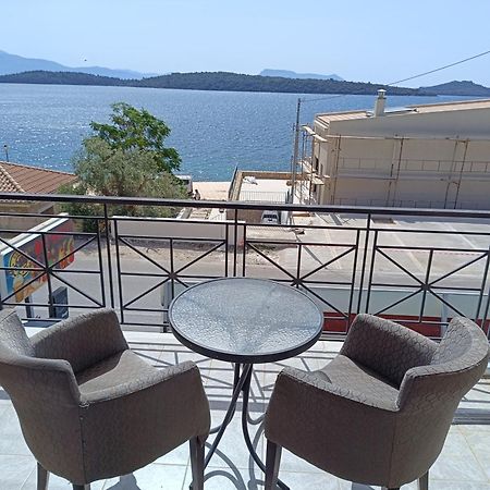 Sailors Apartments Perigiali นีดรี ภายนอก รูปภาพ