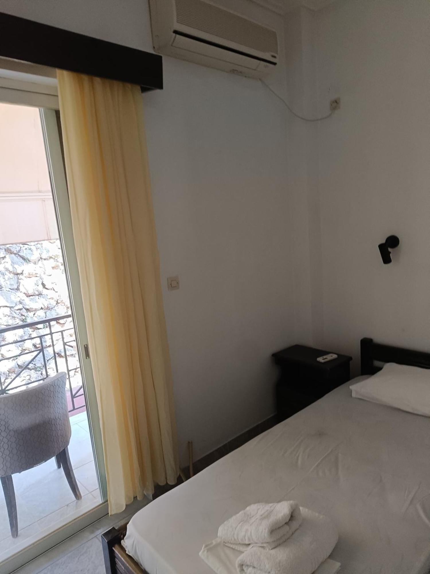 Sailors Apartments Perigiali นีดรี ภายนอก รูปภาพ