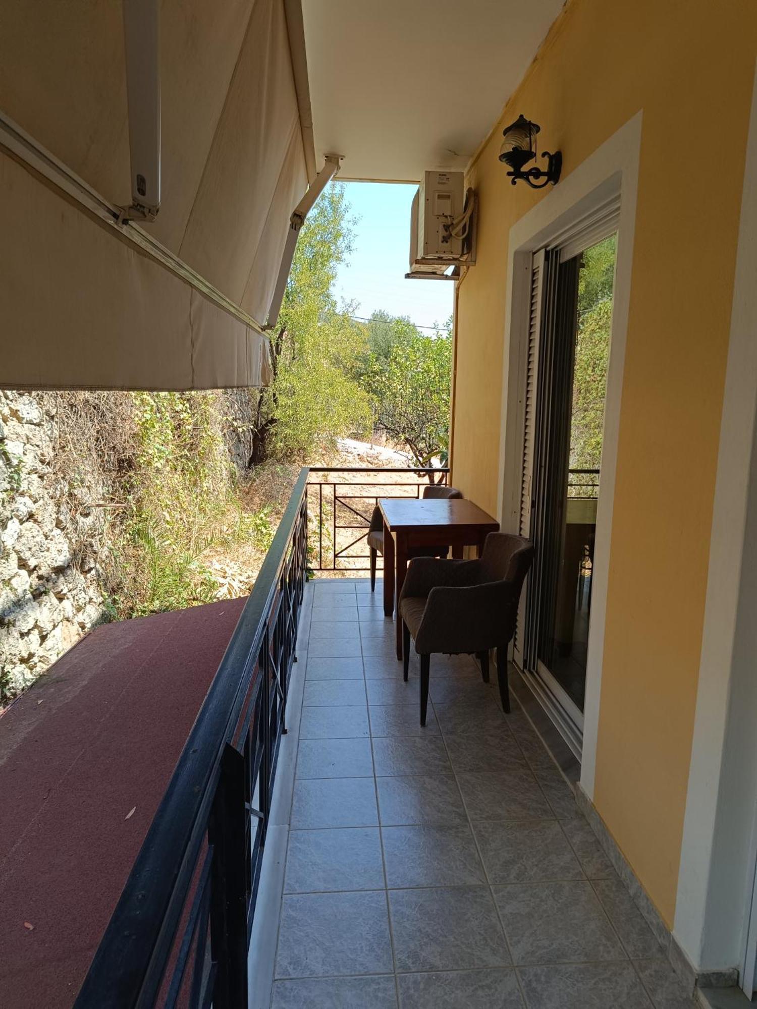 Sailors Apartments Perigiali นีดรี ภายนอก รูปภาพ