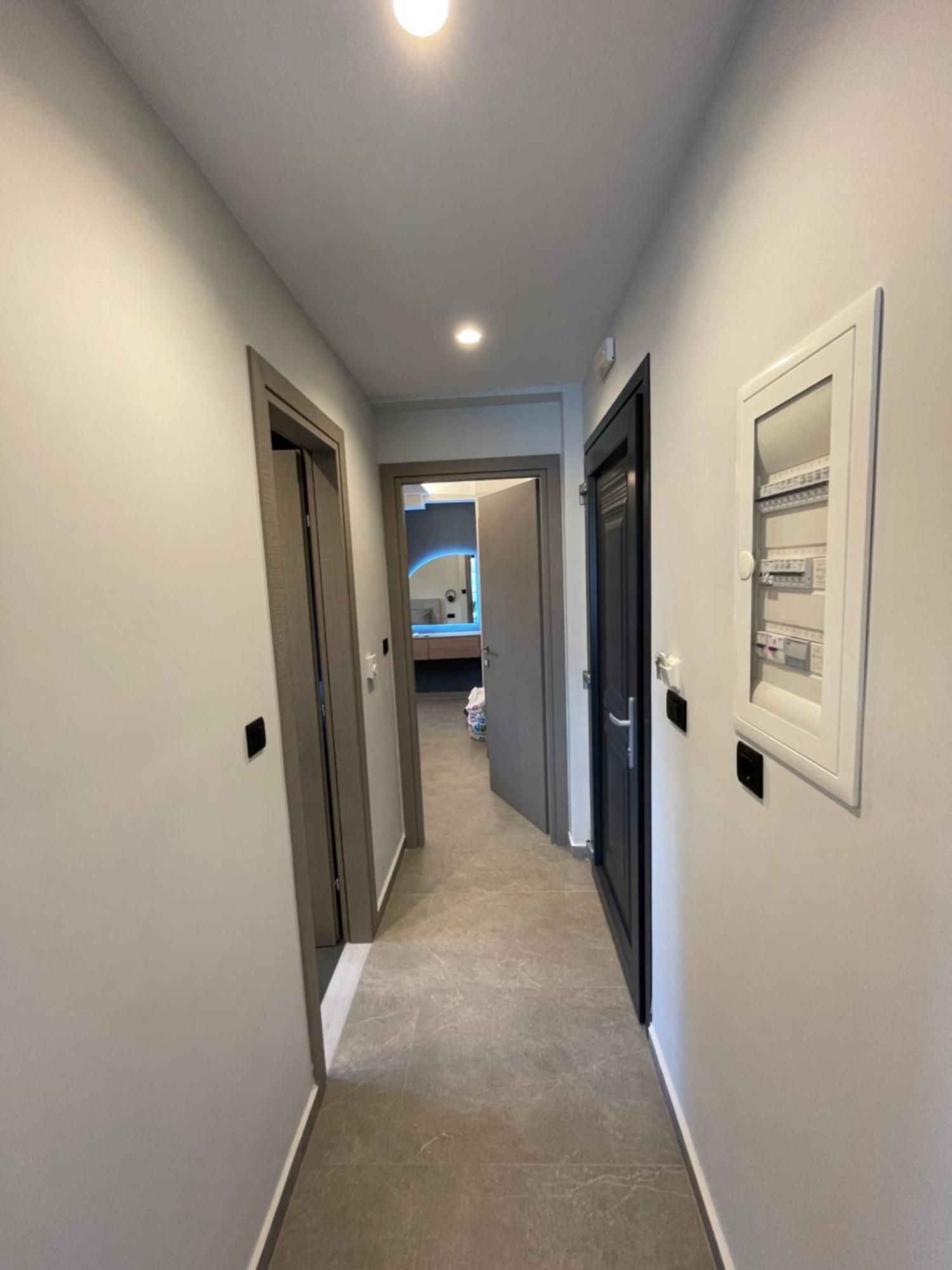 Sailors Apartments Perigiali นีดรี ภายนอก รูปภาพ