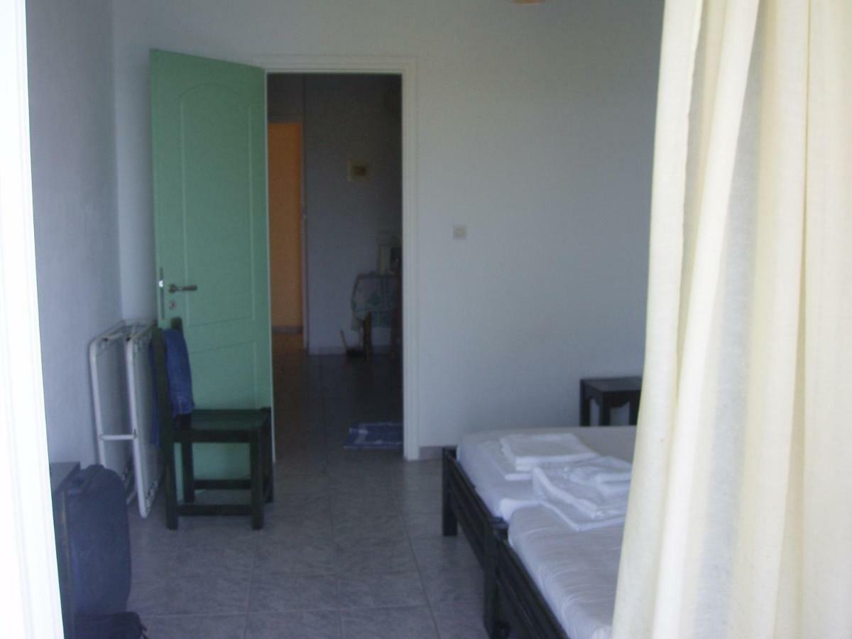 Sailors Apartments Perigiali นีดรี ภายนอก รูปภาพ