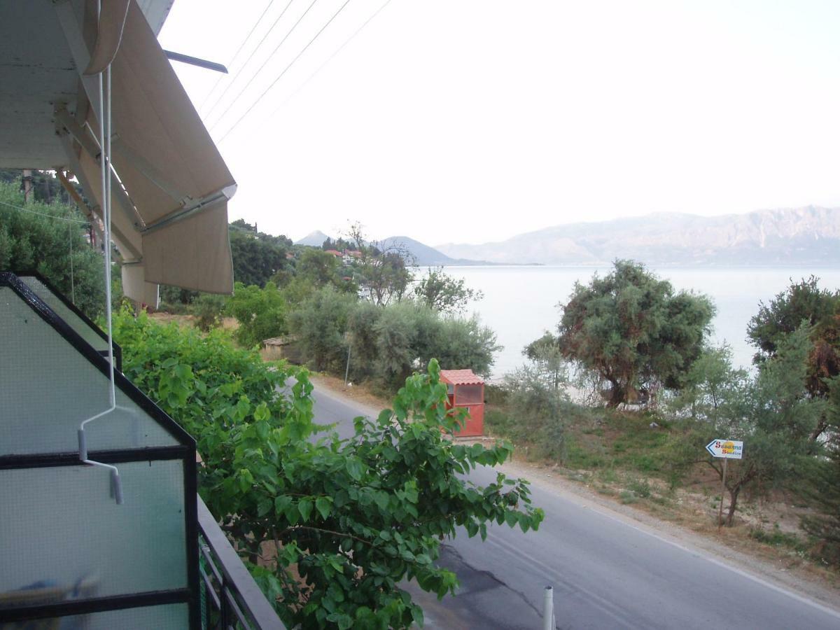 Sailors Apartments Perigiali นีดรี ภายนอก รูปภาพ